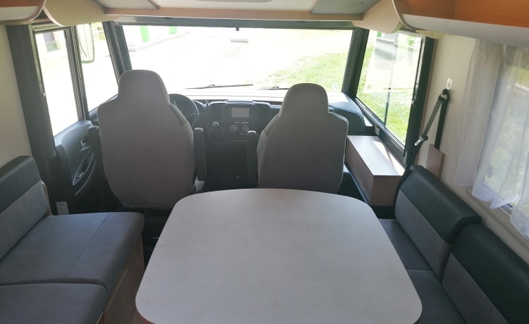 fab24 – Nuovo camper familiare 24 Itineo SB700