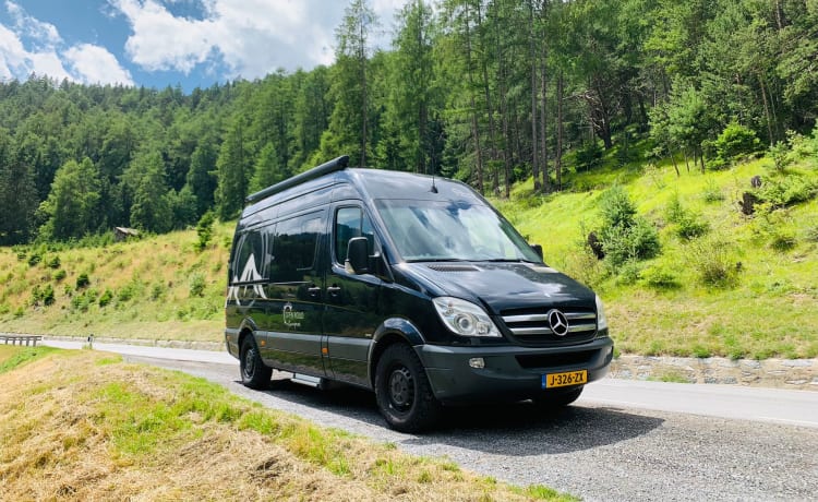 Mercedes Open Road adventure – camper autobus automatico avventura LETTO EXTRA LUNGO