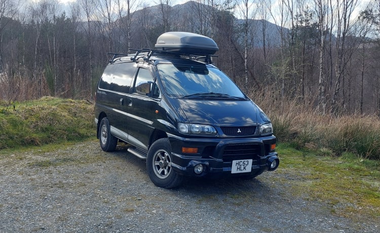 Wee Mitsy  – Cozy 2berth Mitsubishi Delica campervan from 2003