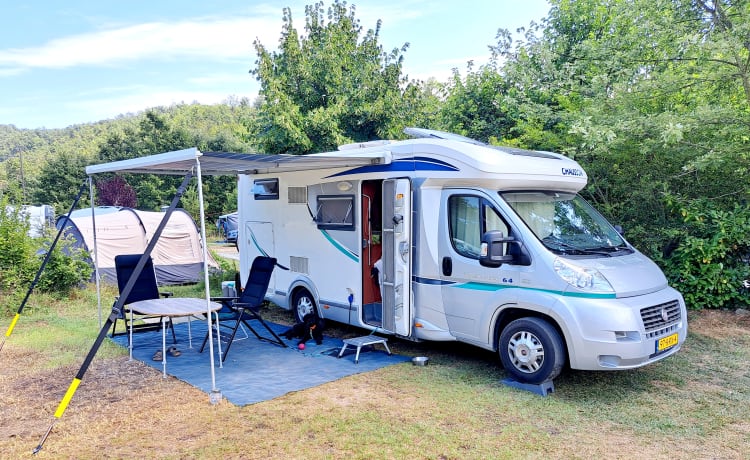3p Chausson semi-integrated uit 2011