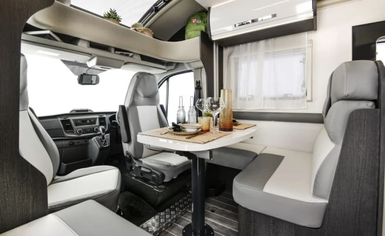 Inverness - Highlands – NUOVO camper di lusso con 5 posti letto