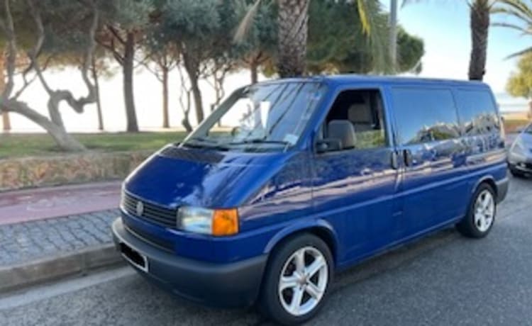 Volkswagen T4 classique avec aménagement automatique et haut de gamme