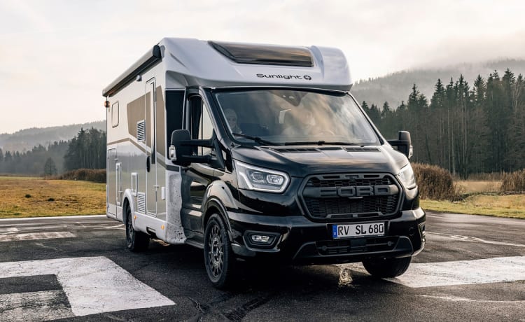 T690 – New Sunlight T690c semi-integrated camper 4 pers. Mj24