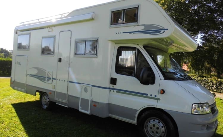 Fantastique camping-car familial pour toute la famille