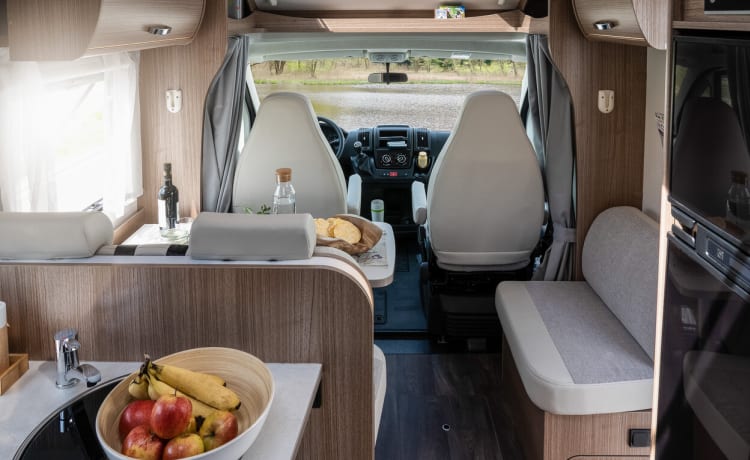 Carado T334 – SPANJE ontdekken met de camper! Huur nu een Carado MODEL 2021