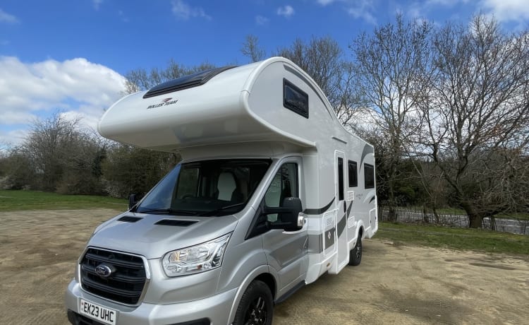 James  – 6 berth Roller Team alcove from 2023