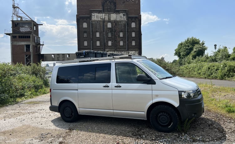 Nova – Einfach erleben. Mit unserem VW t5 Campen lieben lernen.