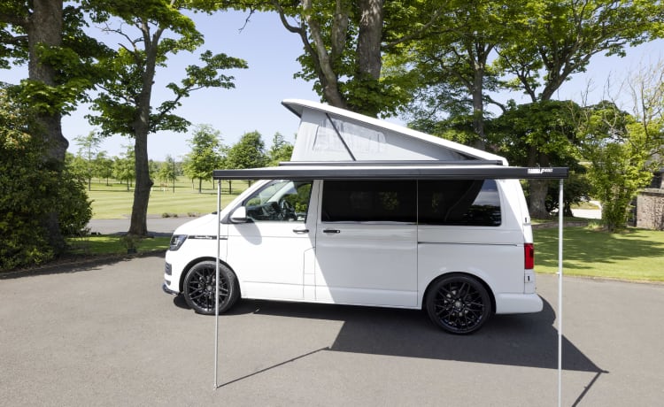 *** FOR SALE ***  – VW Transporter T6 - CamperKing 