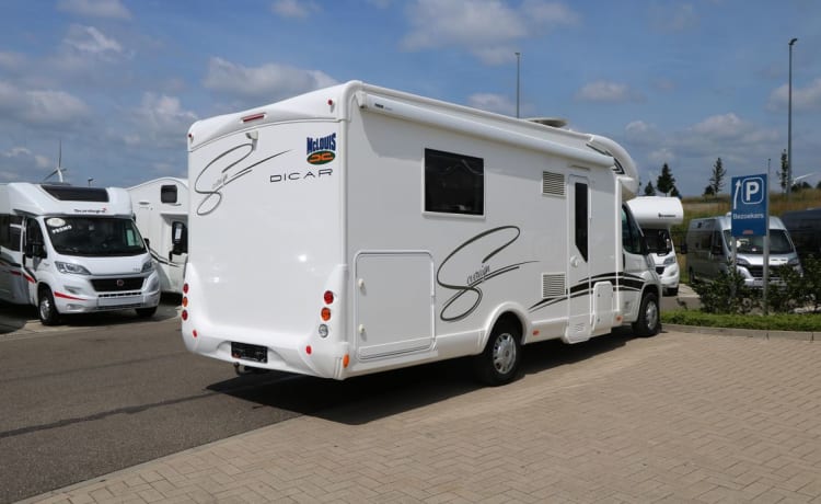 McLouis Sovereign 78 – Camper per 5 persone molto lussuoso e moderno, libertà con vero comfort