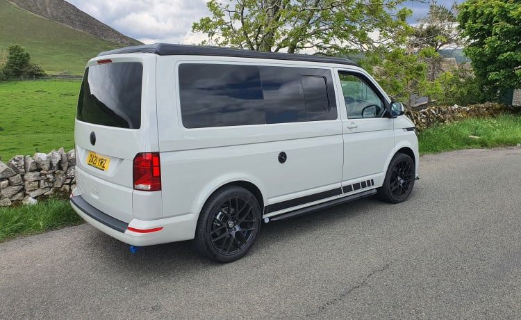 2021 Volkswagen T28 Camper