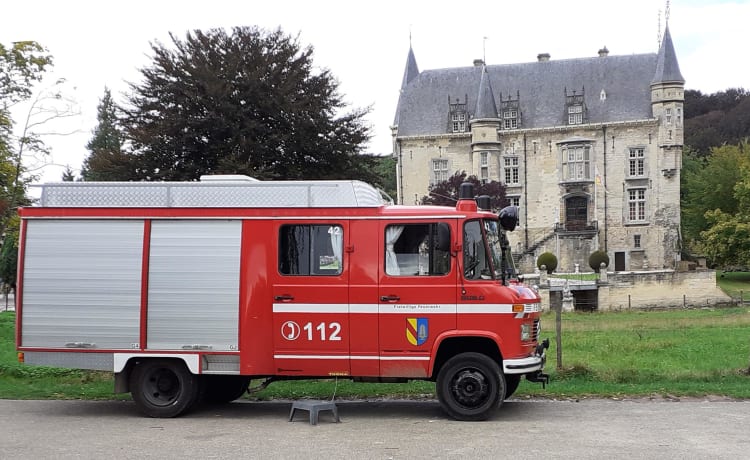 Leonardus – Leonardus 'camping-car des pompiers' Mercedes 4-p