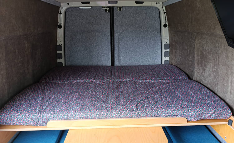 Vanture – 2p Volkswagen Crafter off-grid buscamper 