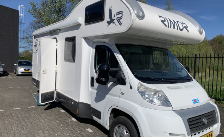 Maggie – Fiat Ducato Rimor Alkoof