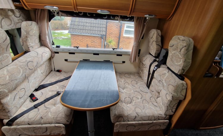 Boblet – 6 berth family motorhome