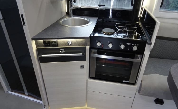 Chausson 788 titanium 5 Berth Luxe camper