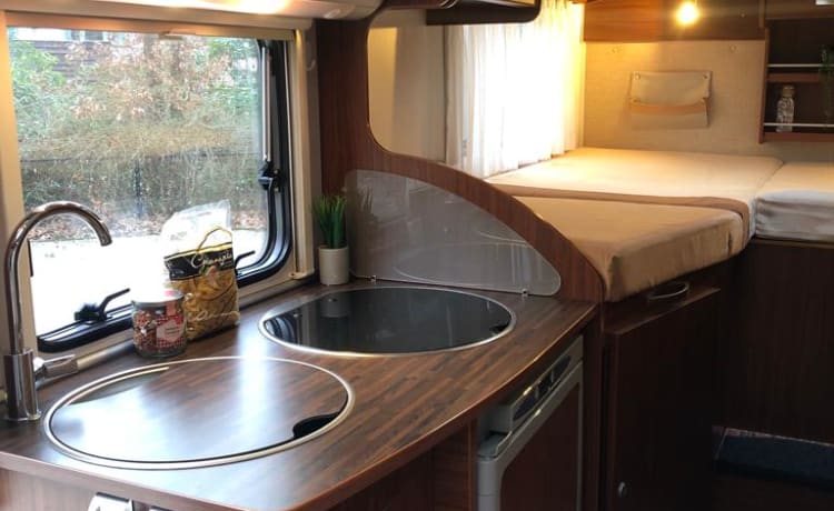 Hymer Exsis 562 - Lits simples - Climatisation - Lit rabattable - Régulateur de vitesse