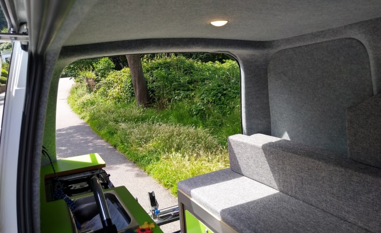 Ecamper – E-camper Nissan ENV200 Elektrische compacte buscamper voor 2 personen