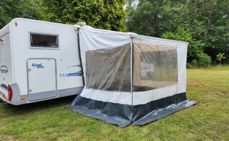 4 berth Motorhome with large bed and garage (can hold a motor bike)