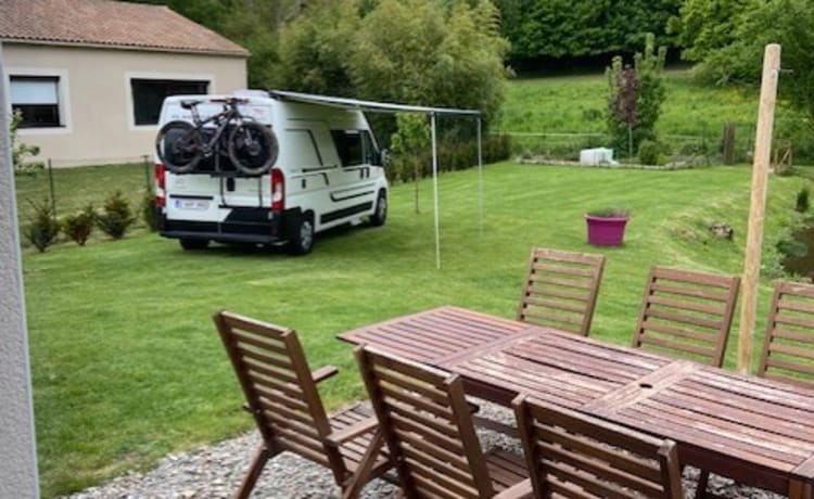 ViniVan – Panneau solaire extra-lourd pour camping-car à deux bus Adria 2021