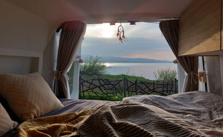 buscampr – NOUVEAU! camping-car meublé moderne, complet et confortable pour 2 personnes