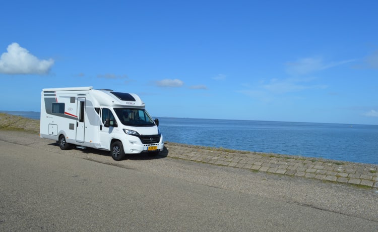 6 LMC T712 – LMC Wohnmobil T712 4 Personen