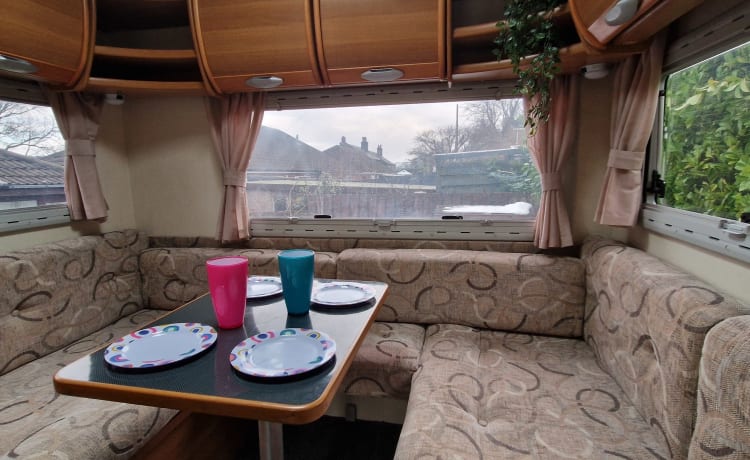 Boblet – 6 berth family motorhome