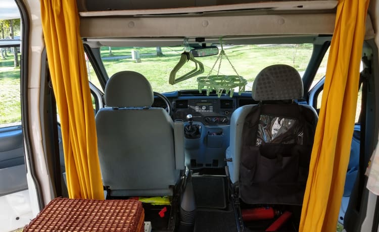 Ferdinand Ford – Ford Transit camper van from 2021 two persons.