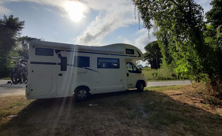 Elbot – Mclouis Alcôve 5/6 personnes à louer - Parfait pour les familles