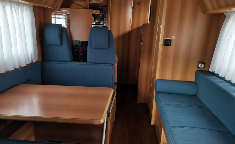 Alex – CAMPER MANSARDATO MIRAGE 5 STELLE 6 POSTI