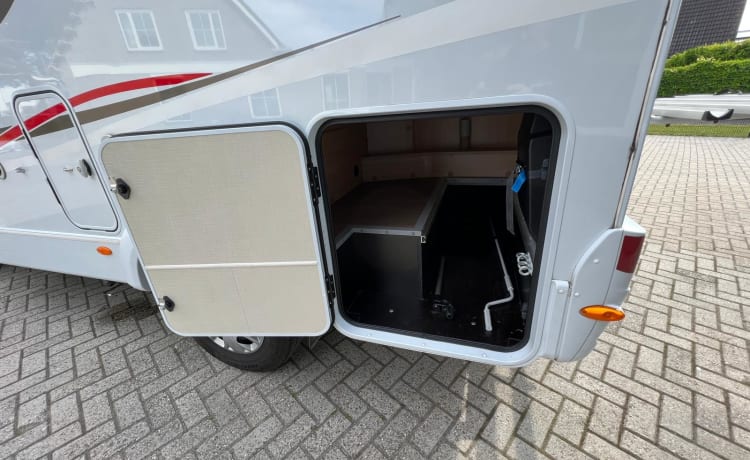 2p Sunlight semi-integrated camper from 2017