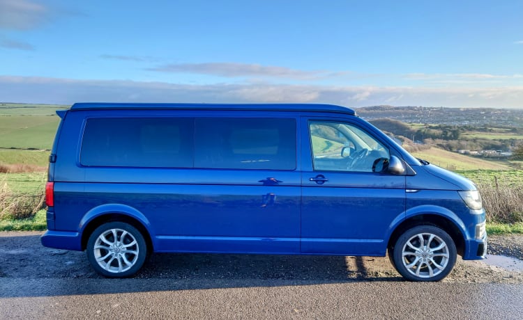 Beryl – LWB 4 slaapplaatsen VW T6