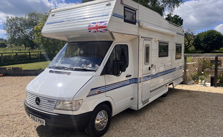 Big Bertha – 4 berth Mercedes-Benz semi-integrated from 1998