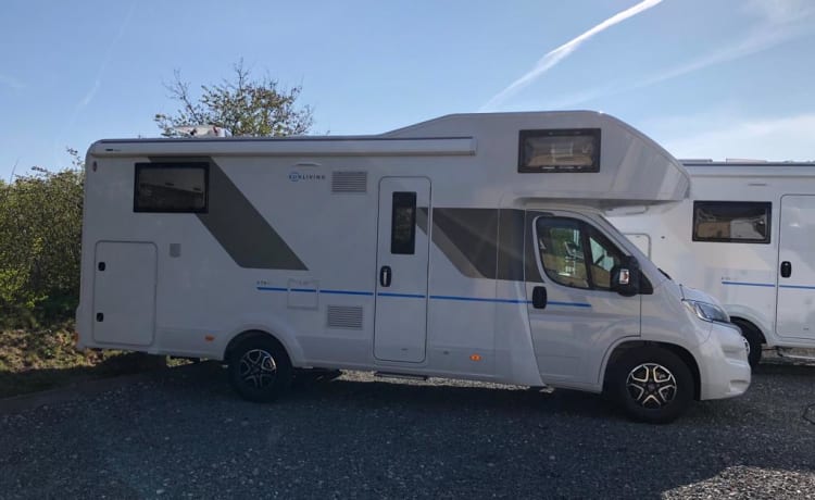 A75 SL – Wohnmobil SunLiving A75 SL Alkoven #Familienurlaub