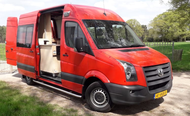 Beautiful 4-person fire truck with a lovely double bed