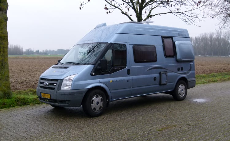 Nice Dethleffs bus camper for 2 adults and 1 child