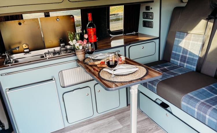 Duke – 4 berth Volkswagen campervan from 2015