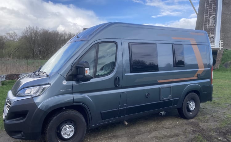 Beautiful almost new Weinsberg bus camper 2021 