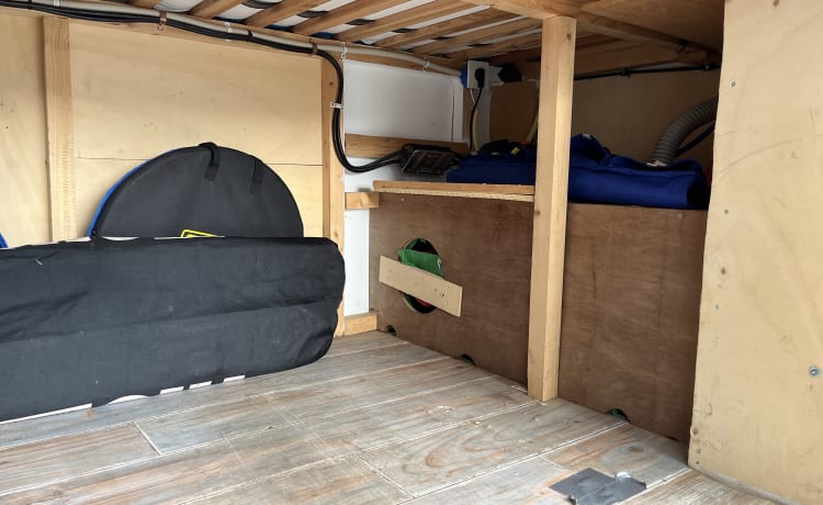 Fiat Ducato Selbstbaubus, 2 Erwachsene + 1 Kind, für tolle Abenteuer