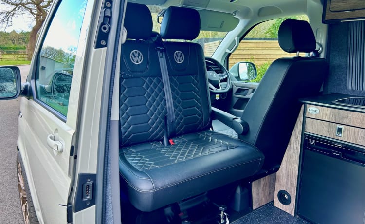 Nessa – Nouvelle Boîte de Vitesse Automatique VW T6.1 Campervan