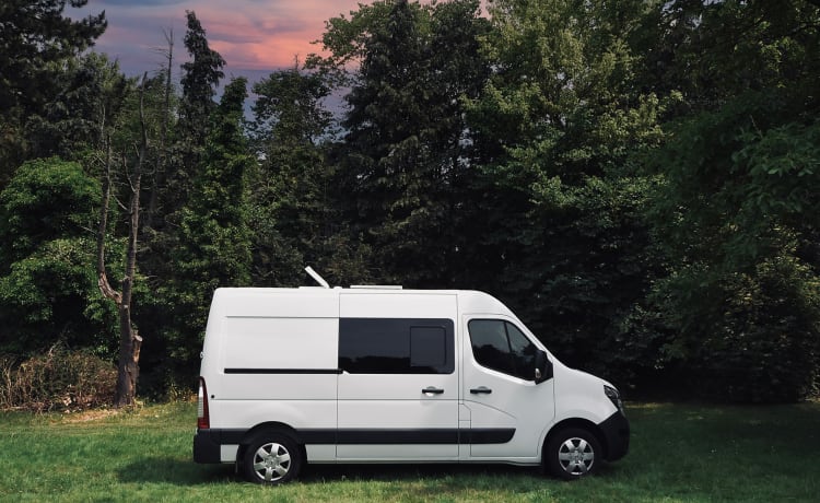 La Via – Camperbus Nissan NV400 L2H2 2personen gerenoveerd in 2023