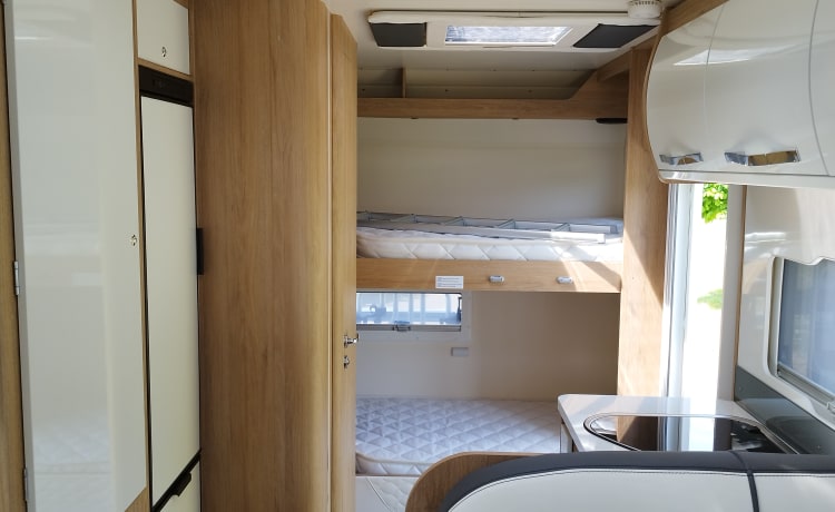 Nieuwe en luxe 2023 Reg, Roller Team Autoroller 707 automatische camper