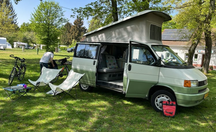 4p Volkswagen California camperbusje uit 1995