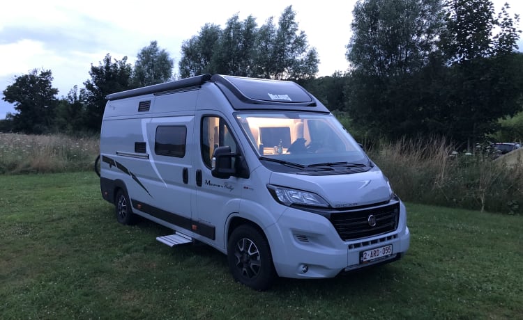 NIO – Nieuwe VAN/Camper, genieten met twee in de natuur!