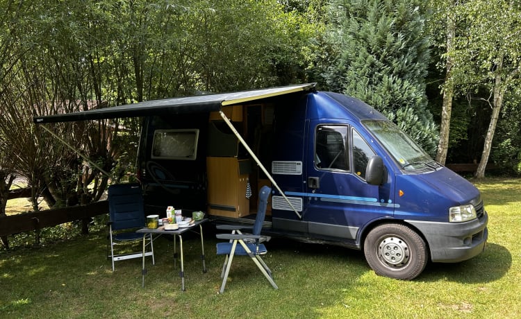 Kamper Camper – Comfortabele buscamper 