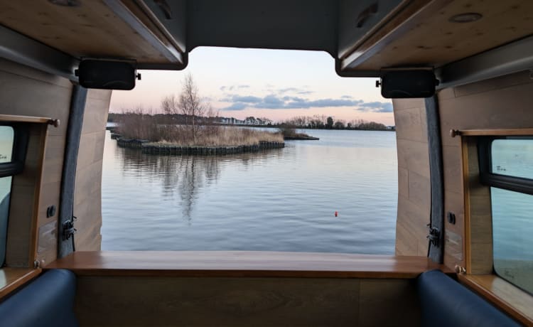 Woodie – Mooie camper met 3 slaapplaatsen 