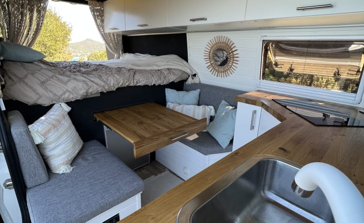 VanARTour – VW Crafter DIY