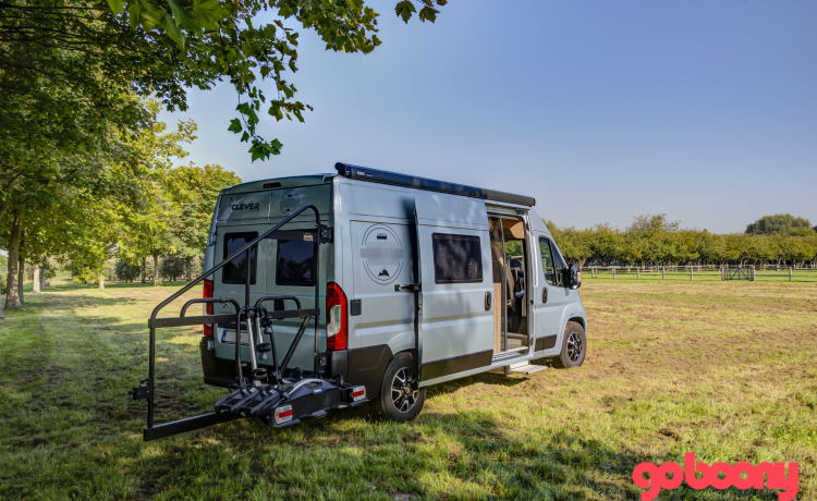 CamperVan 924 – Clever Vario Kids, 2 o 4 posti letto, motore nuovo e silenzioso!