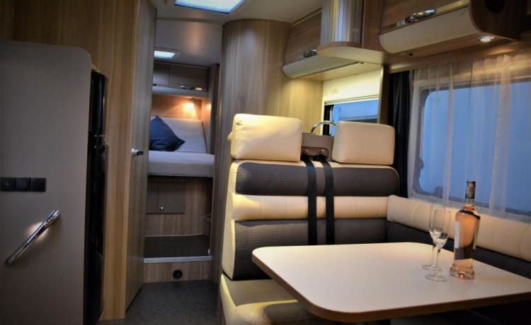 Super luxury integral camper