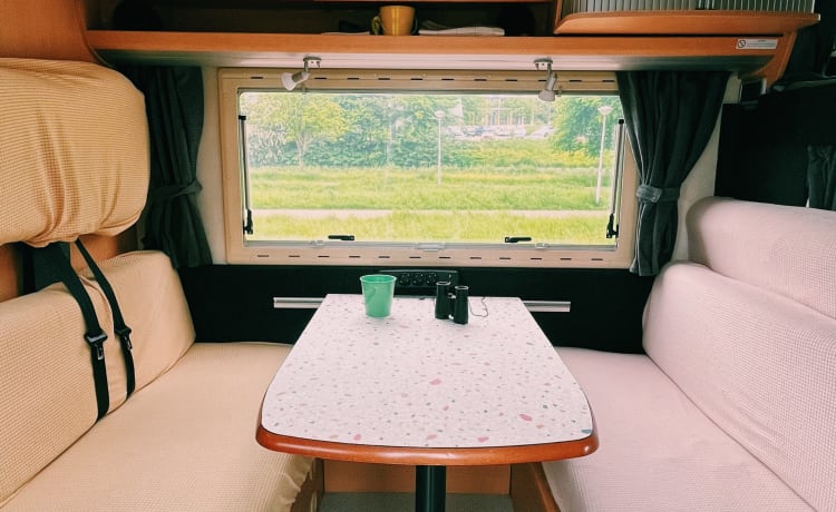 BAMBO WHEELS – Spacious nice family camper