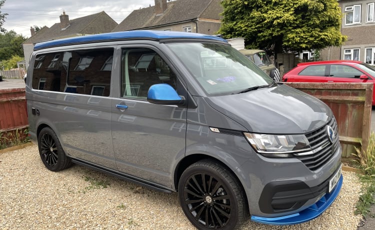 4-persoons Volkswagen campervan uit 2019